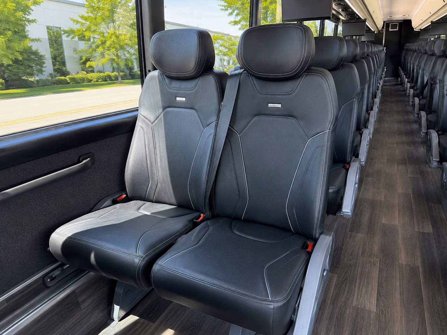 out of town wedding guest shuttles serving the visalia area