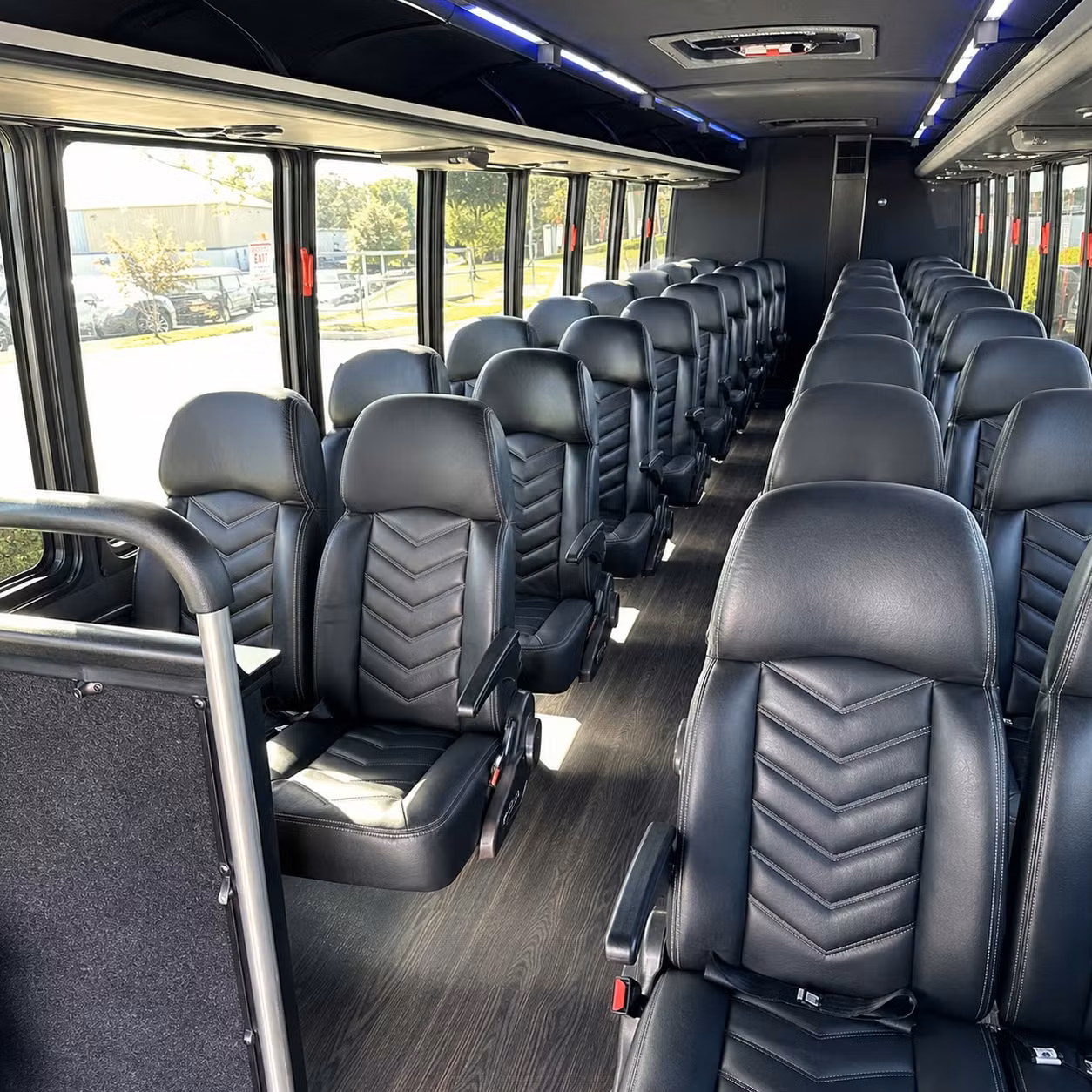 visalia 18 passenger minibus rental